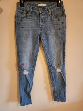 Levi's 535 Super Skinny Embroidered Star & Heart Distressed Jeans - Size 26